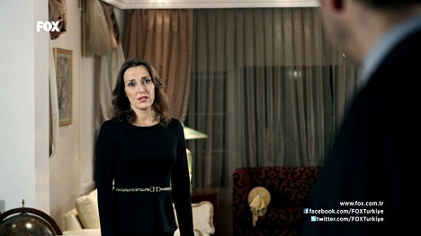 Yasemin Sannino - Merhaba Hayat - De la película