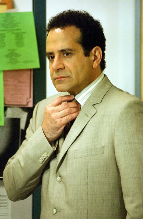 Tony Shalhoub - Monk - Mr. Monk als Bürohengst - Filmfotos