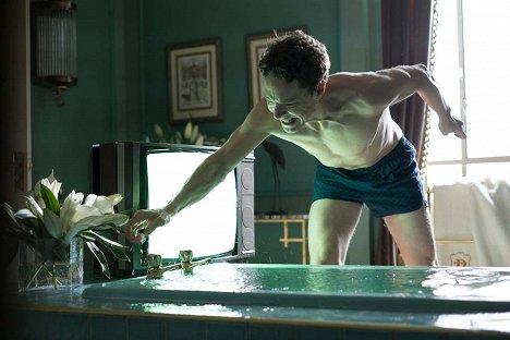 Benedict Cumberbatch - Patrick Melrose - Bad News - Photos