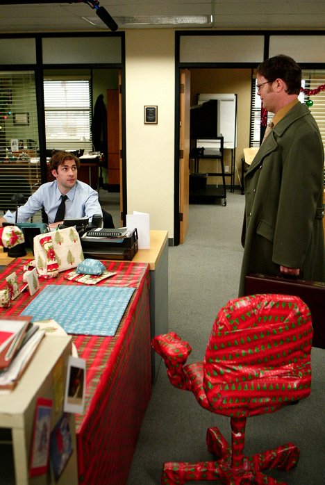 John Krasinski, Rainn Wilson - The Office (U.S.) - Moroccan Christmas - Photos