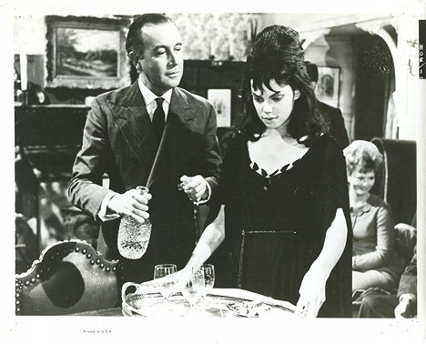 Dennis Price, Andree Melly - The Horror of It All - Filmfotók
