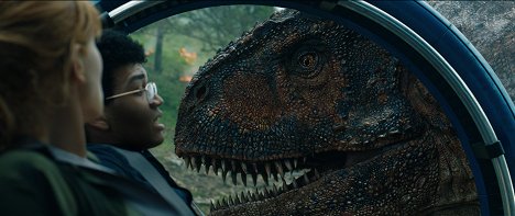 Justice Smith - Jurassic World: Kaatunut valtakunta - Kuvat elokuvasta