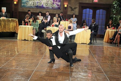 Mark Ballas, Joey Lawrence - Melissa & Joey - Dancing with the Stars of Toledo - Van film