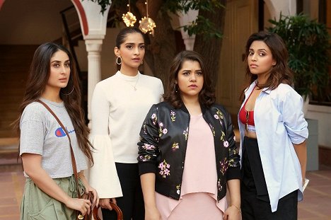 Kareena Kapoor, Sonam Kapoor, Shikha Talsania, Swara Bhaskar - Veere Di Wedding - De la película