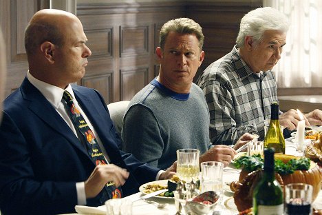 Larry Miller, Christopher Rich, John Larroquette - Bostonské zločiny - Thanksgiving - Z filmu