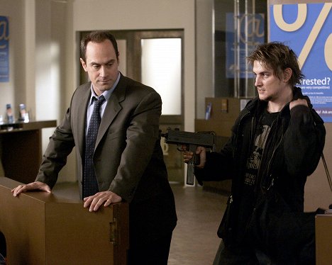 Christopher Meloni, Shawn Reaves - Law & Order: Special Victims Unit - Blast - Photos