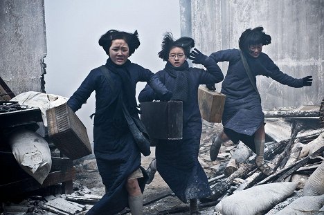 Xinyi Zhang - Sacrifices of War - Film