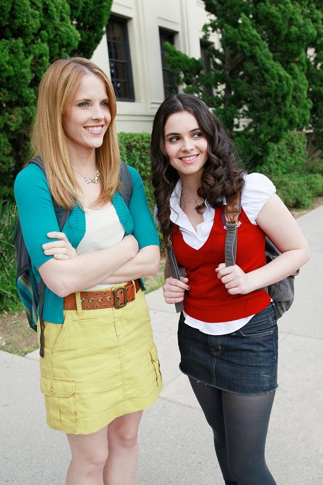 Katie Leclerc, Vanessa Marano - Switched at Birth - The Persistence of Memory - Photos