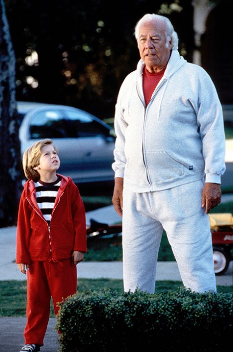 Justin Cooper, George Kennedy - Dennis the Menace Strikes Again - De la película