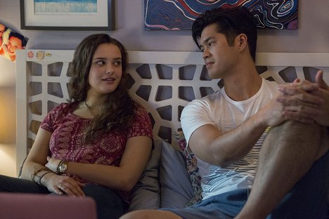 Katherine Langford, Ross Butler - 13 Reasons Why - The Smile at the End of the Dock - Photos
