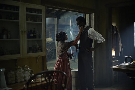 Tessa Thompson, Ato Essandoh - Copper - Good Heart and Willing Hand - Film