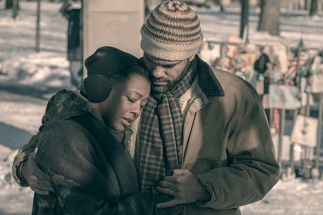 Samira Wiley, O.T. Fagbenle - Príbeh služobníčky - Potom - Z filmu