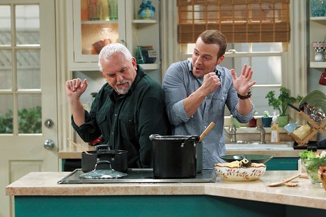 John Ratzenberger, Joey Lawrence - Melissa a Joey - Rozdělený dům - Z filmu