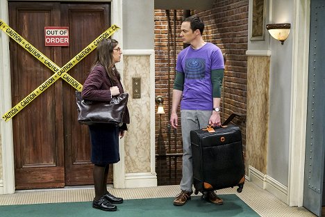 Mayim Bialik, Jim Parsons - The Big Bang Theory - The Sibling Realignment - Photos