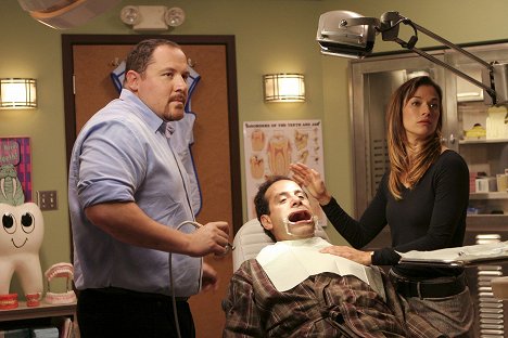 Jon Favreau, Tony Shalhoub, Brooke Langton - Monk - Mr. Monk Goes to the Dentist - Photos