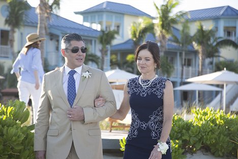 Danny Nucci, Susan Walters - The Fosters - Where the Heart Is - Photos
