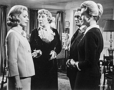 Elizabeth Sellars, Edith Evans, John Mills, Deborah Kerr - The Chalk Garden - Filmfotók