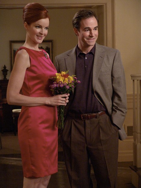 Marcia Cross, Roger Bart - Desperate Housewives - Move On - Photos