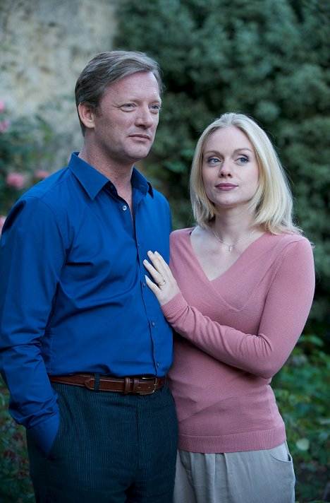 Douglas Henshall, Christina Cole - Lewis - Die Todesdroge - Filmfotos