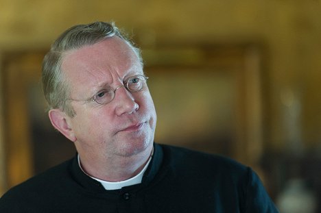 Mark Williams - Father Brown - The Wrong Shape - Photos