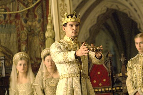Jonathan Rhys Meyers - The Tudors - Checkmate - Photos