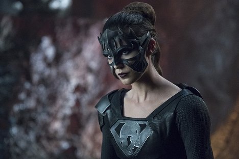 Odette Annable - Supergirl - Battles Lost and Won - Photos