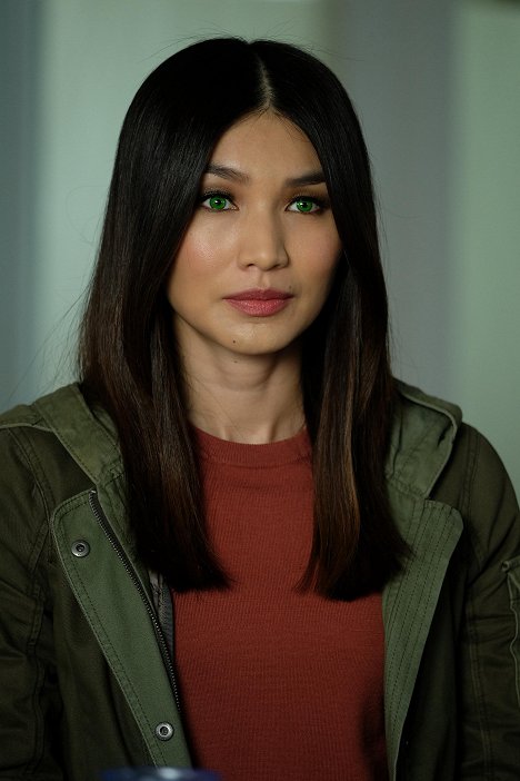 Gemma Chan - Humans - Episode 6 - Do filme