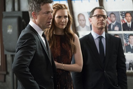 George Newbern, Darby Stanchfield - Scandal - Vampires and Bloodsuckers - Photos
