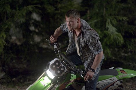 Chris Hemsworth - The Cabin in the Woods - Photos