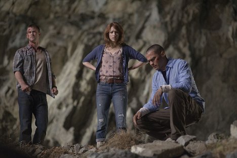 Chris Hemsworth, Kristen Connolly, Jesse Williams - The Cabin in the Woods - Photos
