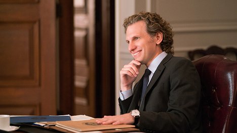 Sebastian Arcelus - Madam Secretary - Off the Record - Del rodaje