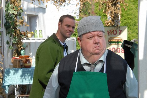 Joe Absolom, Ian McNeice - Doc Martin - Mother Knows Best - Photos