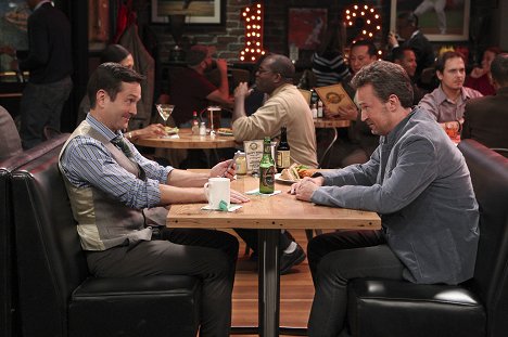 Thomas Lennon, Matthew Perry - The Odd Couple - Pilot - Kuvat elokuvasta