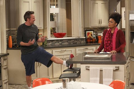 Matthew Perry, Yvette Nicole Brown - The Odd Couple - The Unger Games - Z filmu