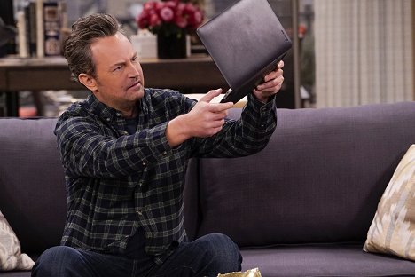 Matthew Perry - The Odd Couple - Chess Nuts - Photos