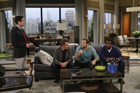 Thomas Lennon, Matthew Perry, Geoff Stults, Wendell Pierce - Odd Couple - Asphaltcowboy Felix - Filmfotos