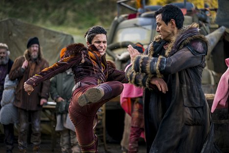 Aramis Knight, Daniel Wu Yin-cho - Into the Badlands - La Chambre des ombres - Film