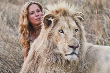 Daniah De Villiers - Mia y el león blanco - De la película
