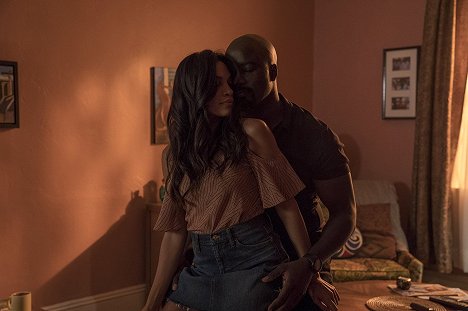 Rosario Dawson, Mike Colter - Luke Cage - Soul Brother #1 - Photos