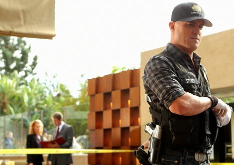 George Eads - CSI: Crime Scene Investigation - Wild Life - Photos