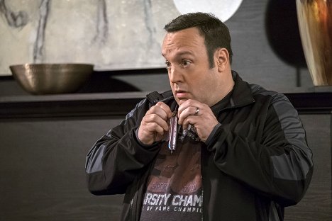 Kevin James - Kevin Can Wait - Sting of Queens: Part Two - Film