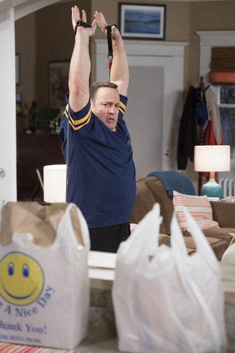 Kevin James - Kevin Can Wait - Trainer Wreck - Photos