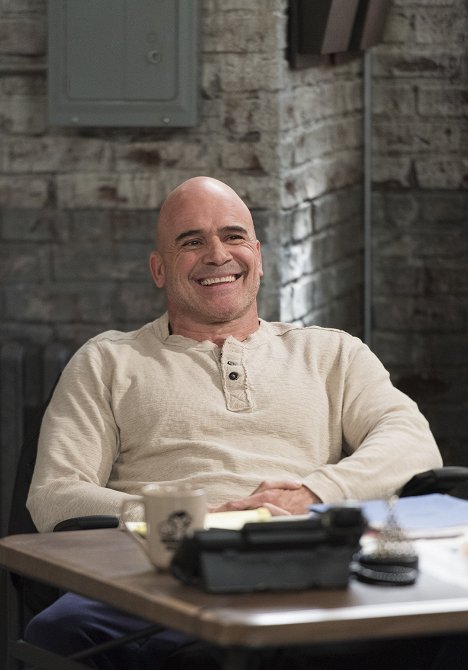 Bas Rutten - Kevin Can Wait - Kevin Can Date - Photos