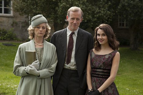 Lizzy McInnerny, Andrew Havill, Poppy Drayton - Father Brown - The Ghost in the Machine - Promo