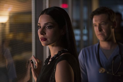 Anna Hopkins - Shadowhunters: The Mortal Instruments - On Infernal Ground - Photos