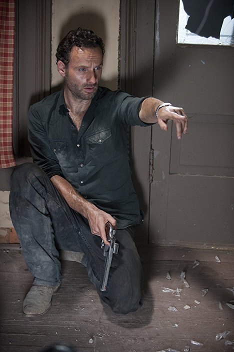 Andrew Lincoln - The Walking Dead - Am Abzug - Filmfotos