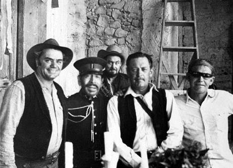 Ernest Borgnine, Margarito Luna, Ben Johnson, William Holden, Sam Peckinpah - The Wild Bunch - Sie kannten kein Gesetz - Dreharbeiten