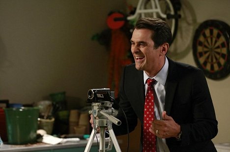 Ty Burrell - Modern Family - The Cold - Photos