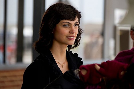 Morena Baccarin - Homeland - Pilot - Photos