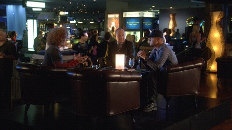 Scott 'Carrot Top' Thompson, Paul Guilfoyle, George Eads - CSI: Crime Scene Investigation - Man Up - Photos